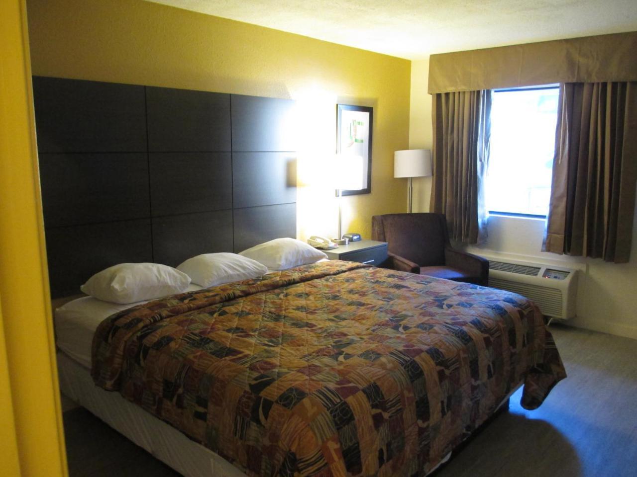 Sunset Inn Northlake Charlotte Esterno foto
